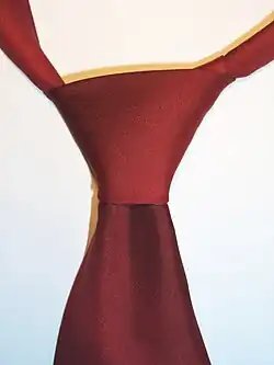 Half-Windsor knot